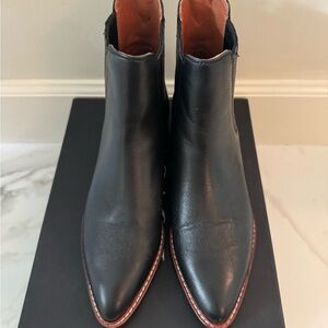 Like-New, Black Leather Coach Bowery Chelsea Boots size 8